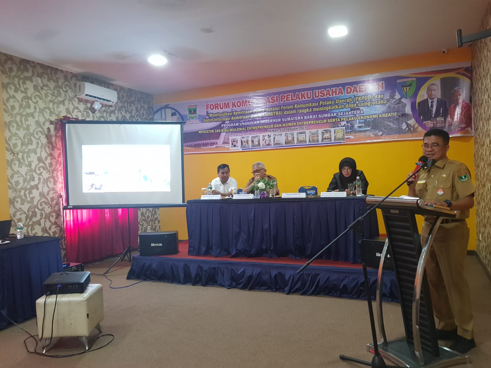 DPMPTSP Provinsi Sumatera Barat Fasilitasi Pengusaha Besar Bekerjasama Dengan UMKM